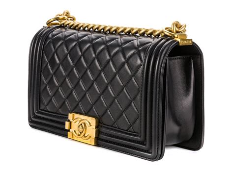 chanel boy new medium size|sac Chanel boy authentique.